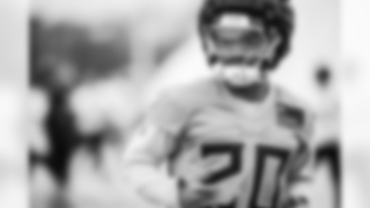 Running back Tony Pollard #20 of the Tennessee Titans during practice at the Ascension Saint Thomas Sports Park on December 26, 2025 in Nashville, TN. Photo By Donald Page/Tennessee Titans