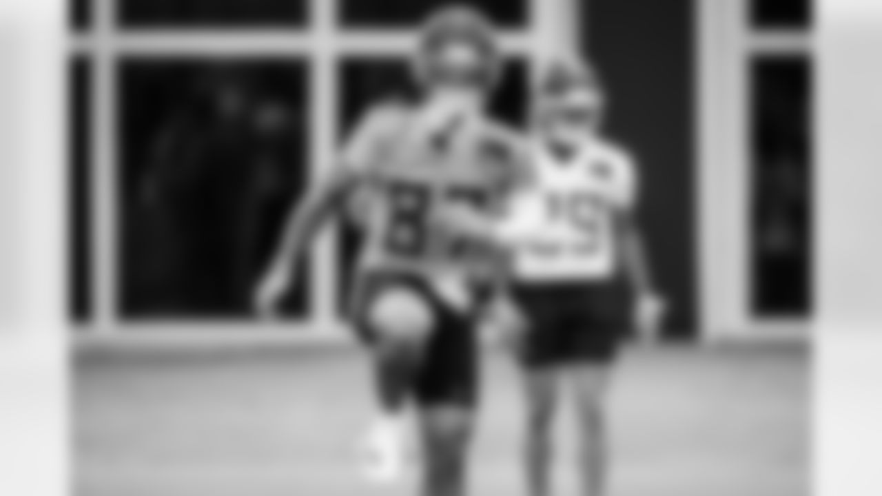 Wide receiver Xavier Restrepo #87 of the Tennessee Titans during practice at the Ascension Saint Thomas Sports Park on November 21, 2025 in Nashville, TN. Photo By Beau Brune/Tennessee Titans