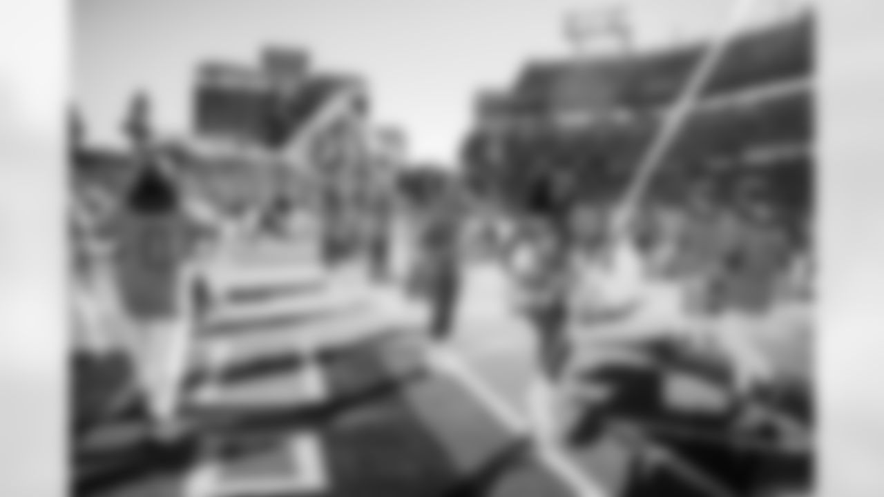 Tennessee Titans Cheerleaders and Blue Crew performing during the game between the Tennessee Titans and the Houston Texans at Nissan Stadium on November 16, 2025 in Nashville, TN. Photo By Kaitlyn Hungerford/Tennessee Titans