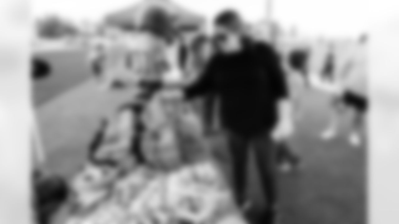 Salute to Service Field Day on November 13, 2025 in Clarksville, TN. Photo By Beau Brune/Tennessee Titans