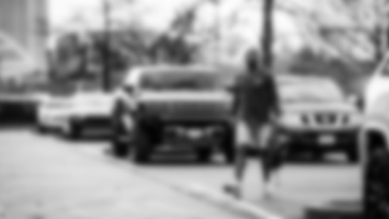 The Tennessee Titans and the New Orleans Saints compete at Nissan Stadium on December 28, 2025 in Nashville, TN. Photo By Donald PageTennessee Titans