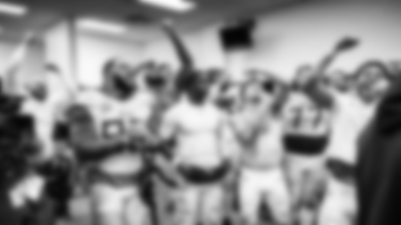 Wide receiver Chimere Dike #17 of the Tennessee Titans, Defensive tackle Jeffery Simmons #98 of the Tennessee Titans, Quarterback Cam Ward #1 of the Tennessee Titans, Tackle JC Latham #55 of the Tennessee Titans, Wide receiver Mason Kinsey #12 of the Tennessee Titans after the game between the Tennessee Titans and the Cleveland Browns at Huntington Bank Field on December 07, 2025 in Cleveland, OH. Photo By Donald Page/Tennessee Titans