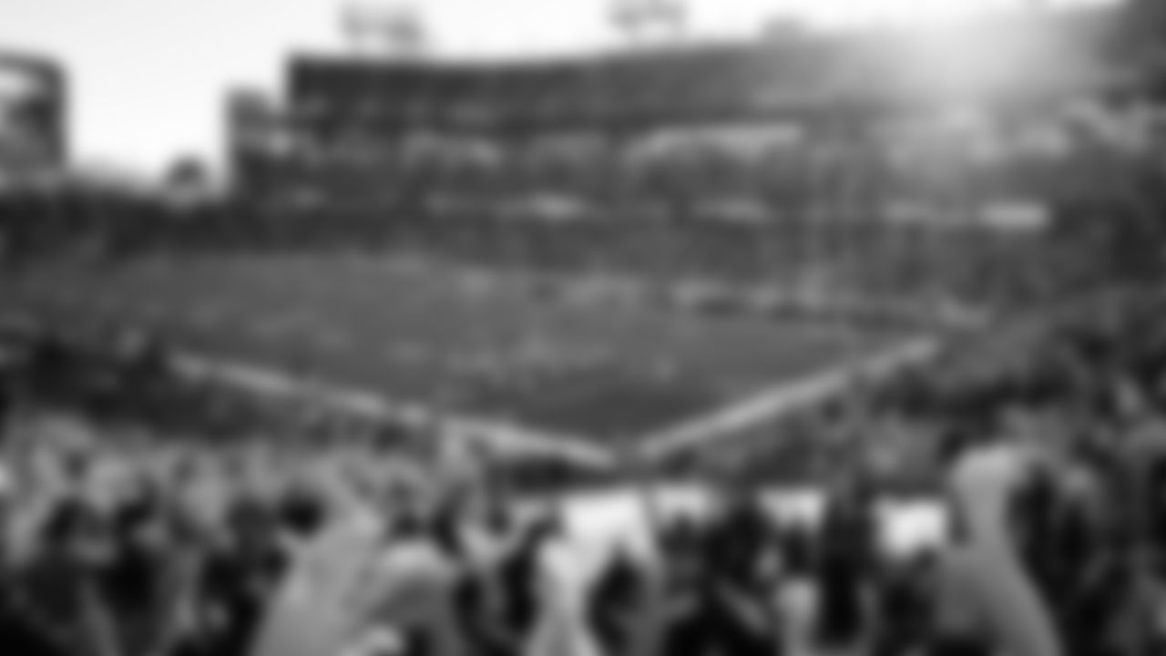 Titans fans celebrate during the game between the Tennessee Titans and the Houston Texans at Nissan Stadium on November 16, 2025 in Nashville, TN. Photo By Reily Rogers/Tennessee Titans