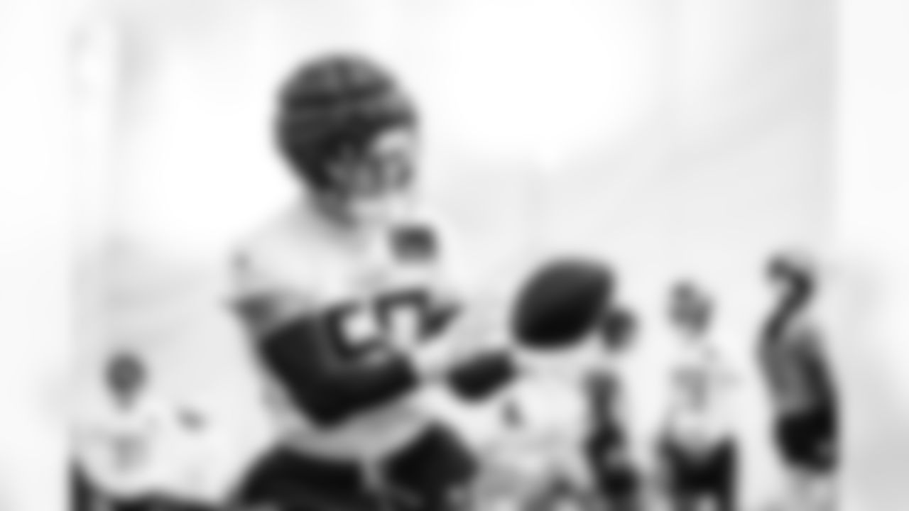 Linebacker Cody Barton #50 of the Tennessee Titans during practice in the bubble at the Ascension Saint Thomas Sports Park on December 18, 2025 in Nashville, TN. Photo By Donald Page/Tennessee Titans