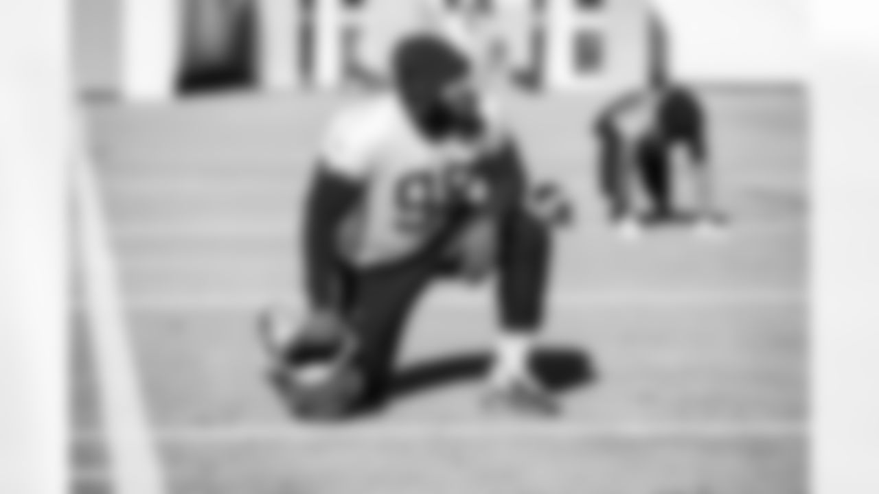 Defensive tackle Jeffery Simmons #98 of the Tennessee Titans during practice at the Ascension Saint Thomas Sports Park on December 19, 2025 in Nashville, TN. Photo By Jessie Rogers/Tennessee Titans