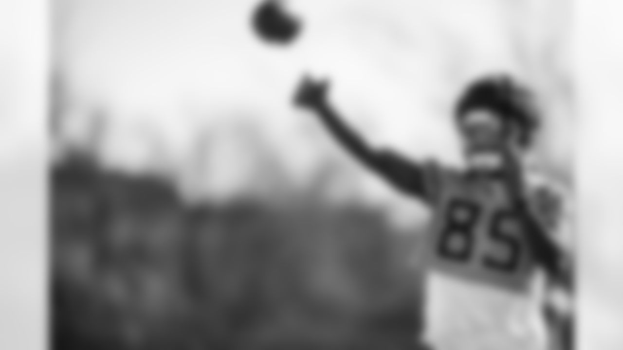 Tight end Chig Okonkwo #85 of the Tennessee Titans during practice at the Ascension Saint Thomas Sports Park on December 11, 2025 in Nashville, TN. Photo By Jessie Rogers/Tennessee Titans
