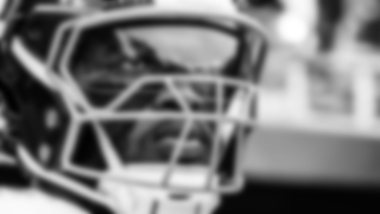 Tackle JC Latham #55 of the Tennessee Titans before the game between the Tennessee Titans and the San Francisco 49ers at Levi's Stadium on December 14, 2025 in San Francisco, CA. Photo By Jessie Rogers/Tennessee Titans