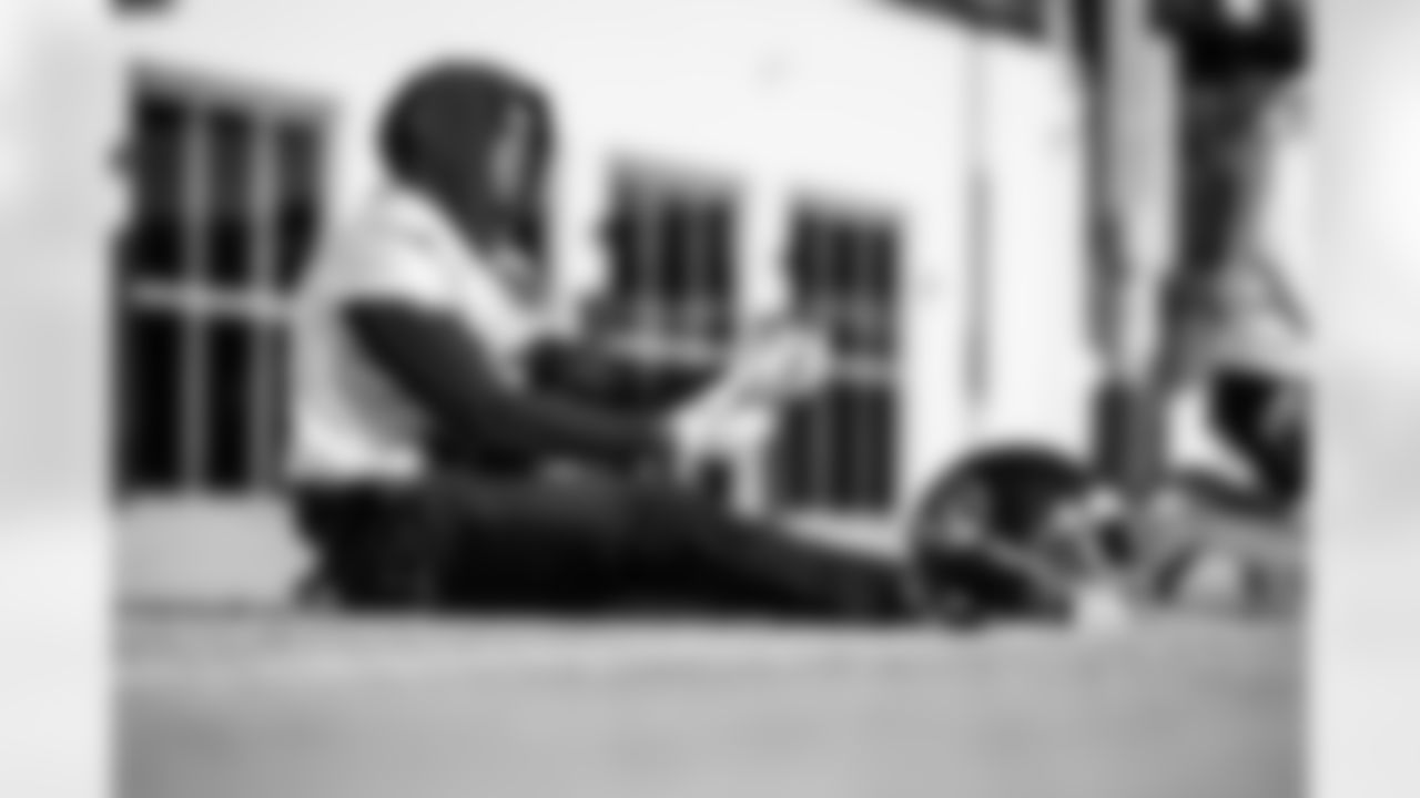 Defensive back Kendell Brooks #30 of the Tennessee Titans during practice at the Ascension Saint Thomas Sports Park on December 19, 2025 in Nashville, TN. Photo By Jessie Rogers/Tennessee Titans