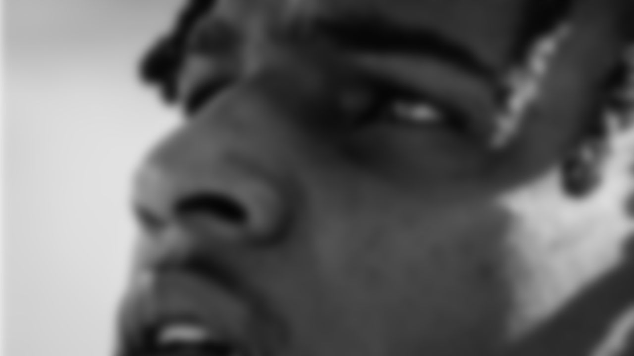 Quarterback Cam Ward #1 of the Tennessee Titans during the game between the Tennessee Titans and the Jacksonville Jaguars at Nissan Stadium on November 30, 2025 in Nashville, TN. Photo By Donald Page/Tennessee Titans