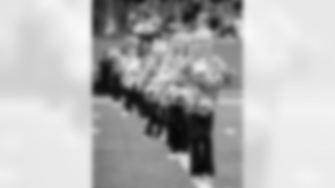 Junior Cheer Performance before the game between the Tennessee Titans and the Los Angeles Chargers at Nissan Stadium on November 02, 2025 in Nashville, TN. Photo By Beau Brune/Tennessee Titans