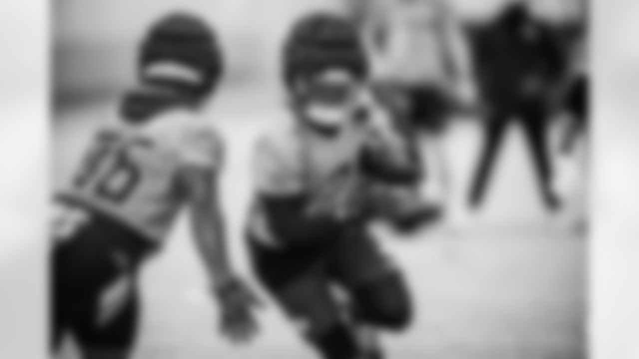 Running back Tyjae Spears #2 of the Tennessee Titans during practice at the Ascension Saint Thomas Sports Park on December 24, 2025 in Nashville, TN. Photo By Beau Brune/Tennessee Titans