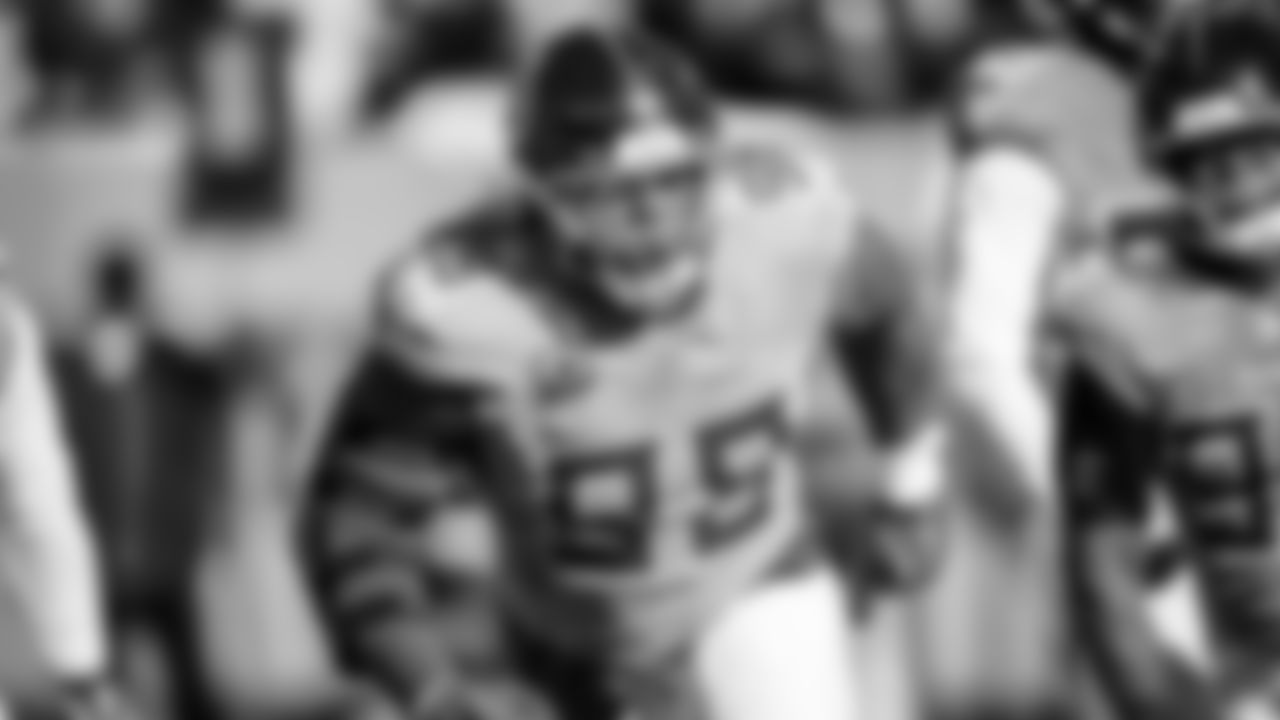 The Tennessee Titans and the Kansas City Chiefs compete at Nissan Stadium on December 21, 2025 in Nashville, TN. Photo By Donald Page/Tennessee Titans