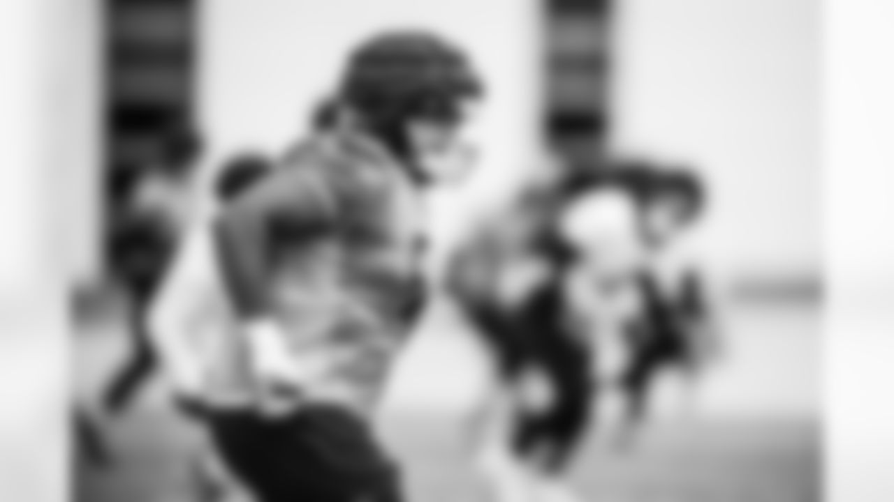 Offensive lineman John Ojukwu #61 of the Tennessee Titans during practice at the Ascension Saint Thomas Sports Park on November 21, 2025 in Nashville, TN. Photo By Beau Brune/Tennessee Titans