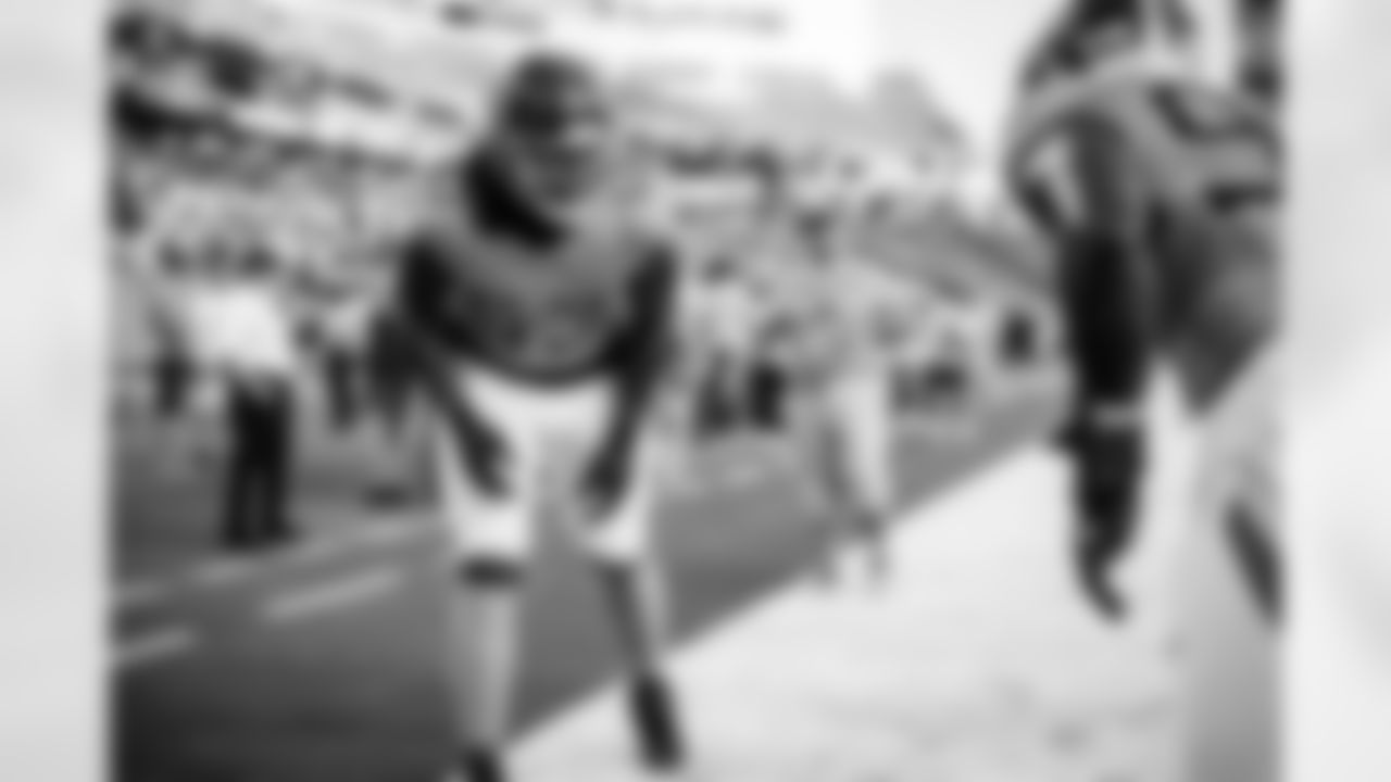 The Tennessee Titans and the Minnesota Vikings compete during preseason at Nissan Stadium on August 22, 2025 in Nashville, TN. Photo By Beau Brune/Tennessee Titans