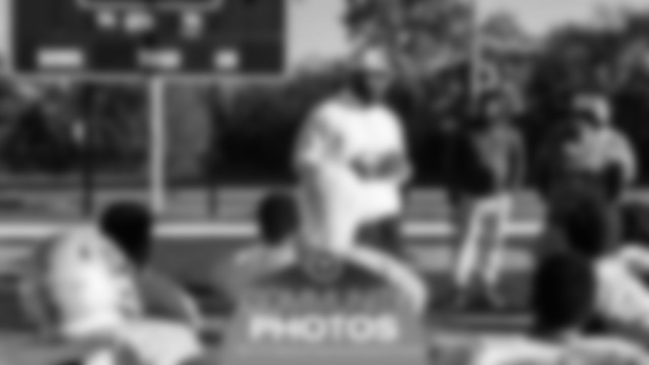 11-4_Maplewood-High-School-Equipment-Donation