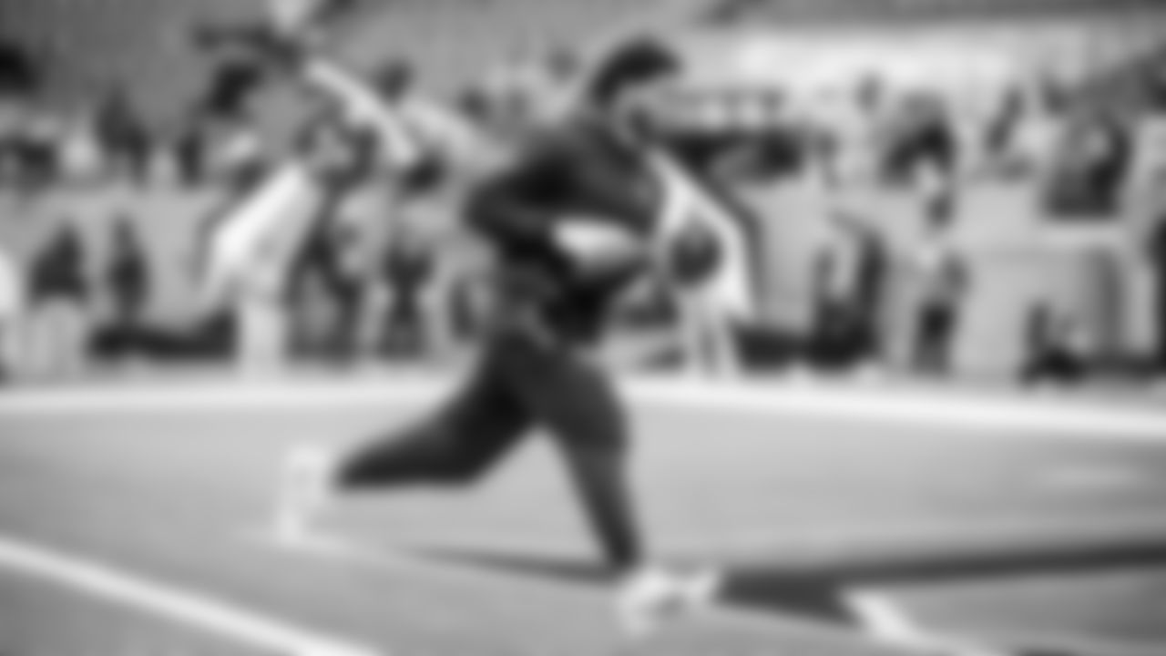 The Tennessee Titans and the Jacksonville Jaguars compete at Nissan Stadium on November 30, 2025 in Nashville, TN. Photo By Donald Page/Tennessee Titans