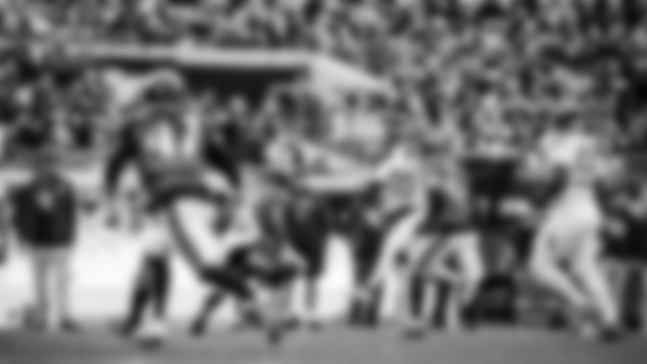 The Tennessee Titans and the Jacksonville Jaguars compete at EverBank Stadium on January 04, 2026 in Jacksonville, FL. Photo By Jessie Rogers/Tennessee Titans