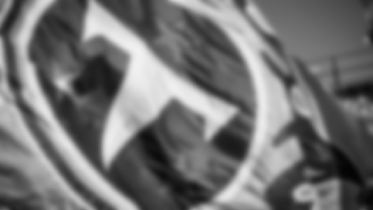 The Tennessee Titans and the Seattle Seahawks compete at Nissan Stadium on November 23, 2025 in Nashville, TN. Photo By Donald Page/Tennessee Titans