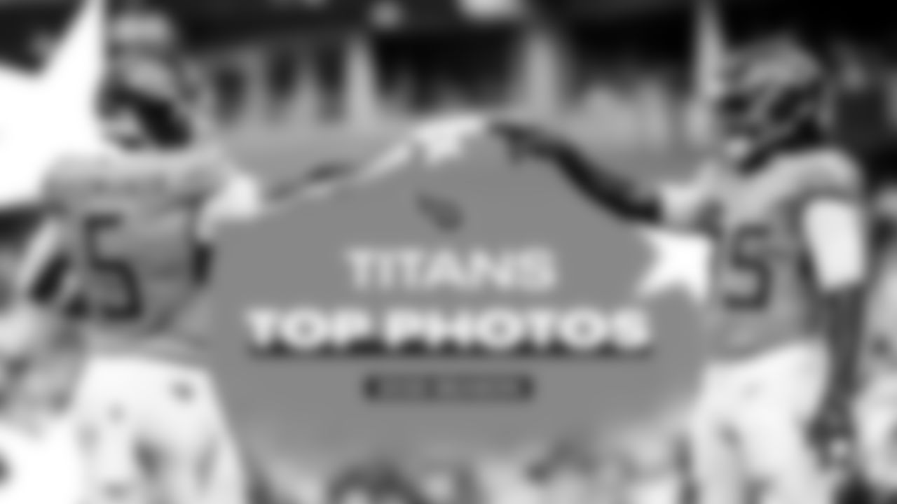 Thumbnail - Best of Season Photos