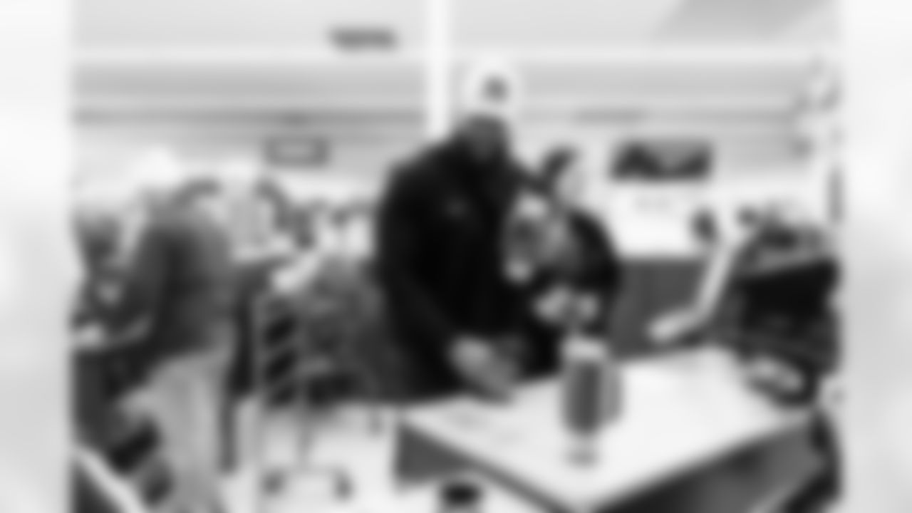 Defensive tackle Jeffery Simmons #98 of the Tennessee Titans partners with Big Brothers Big Sisters to take kids shopping at Academy Sports on December 09, 2025 in Nashville, TN. Photo By Jessie Rogers/Tennessee Titans