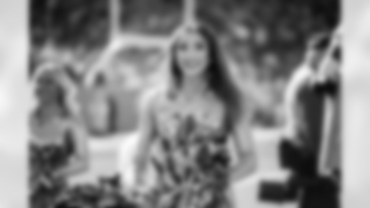 Tennessee Titans Cheerleaders during the game between the Tennessee Titans and the Seattle Seahawks at Nissan Stadium on November 23, 2025 in Nashville, TN. Photo By Kaitlyn Hungerford/Tennessee Titans