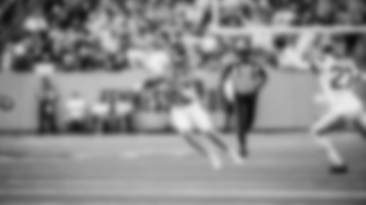 The Tennessee Titans and the Seattle Seahawks compete at Nissan Stadium on November 23, 2025 in Nashville, TN. Photo By Jessie Rogers/Tennessee Titans