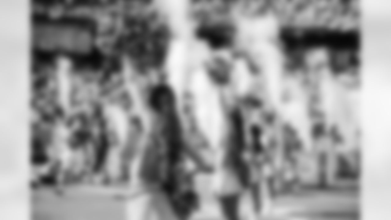 Tennessee Titans Cheerleaders before the game between the Tennessee Titans and the Seattle Seahawks at Nissan Stadium on November 23, 2025 in Nashville, TN. Photo By Kaitlyn Hungerford/Tennessee Titans