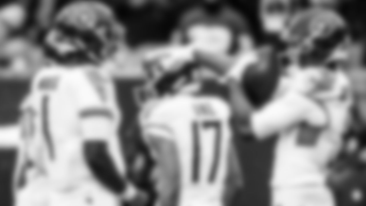 Quarterback Cam Ward #1 of the Tennessee Titans, Wide receiver Elic Ayomanor #5 of the Tennessee Titans during the game between the Tennessee Titans and the Cleveland Browns at Huntington Bank Field on December 07, 2025 in Cleveland, OH. Photo By Jessie Rogers/Tennessee Titans