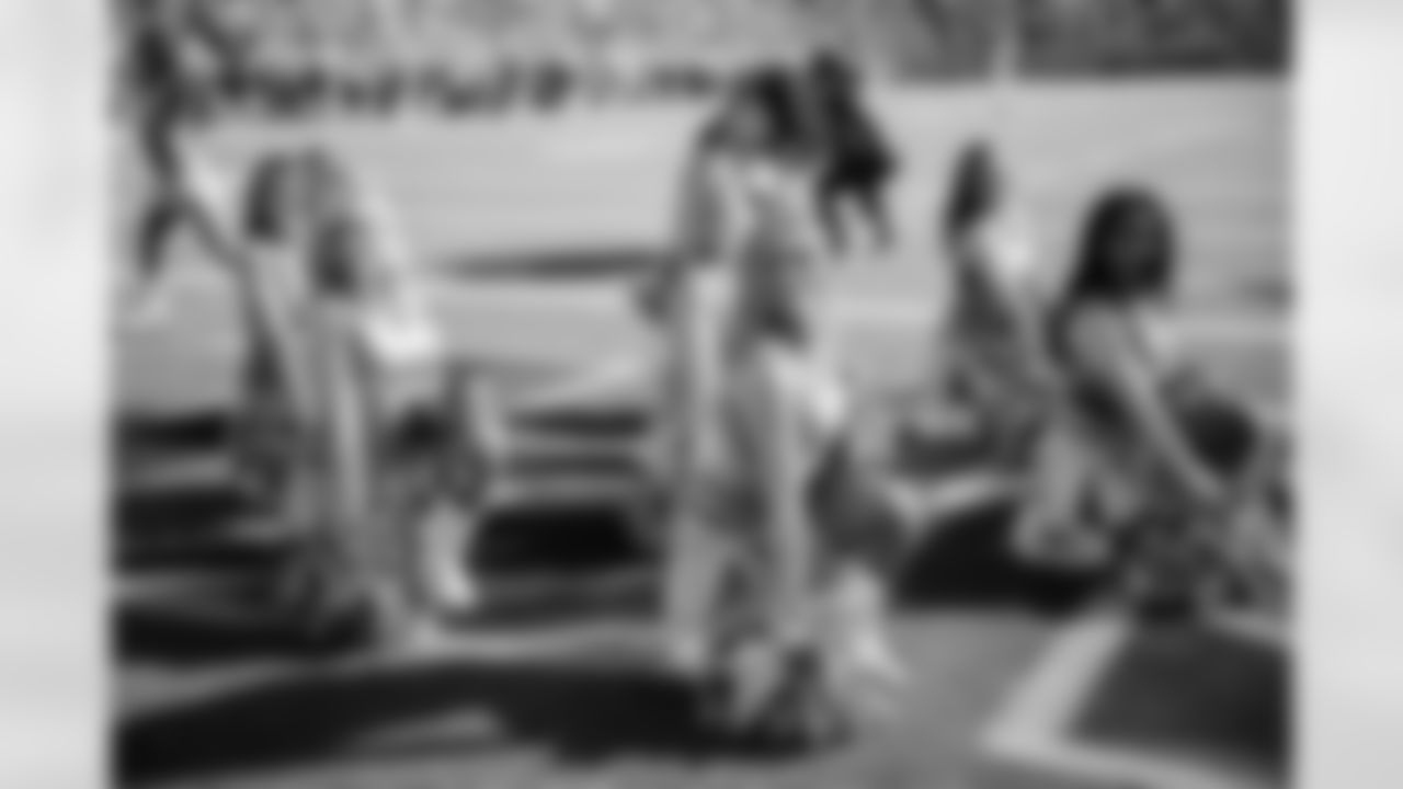 Tennessee Titans Cheerleaders performing during the game between the Tennessee Titans and the Seattle Seahawks at Nissan Stadium on November 23, 2025 in Nashville, TN. Photo By Kaitlyn Hungerford/Tennessee Titans