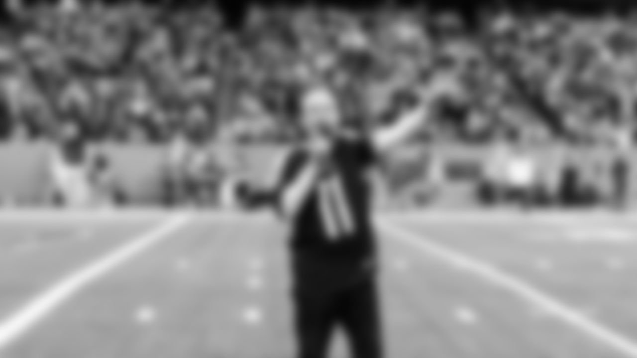 Lee Greenwood during the game between the Tennessee Titans and the Carolina Panthers at Nissan Stadium on November 26, 2023 in Nashville, TN. Photo By Joe Howell/Tennessee Titans