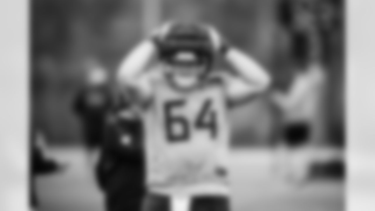 Guard Jackson Slater #64 of the Tennessee Titans during practice at the Ascension Saint Thomas Sports Park on November 21, 2025 in Nashville, TN. Photo By Beau Brune/Tennessee Titans