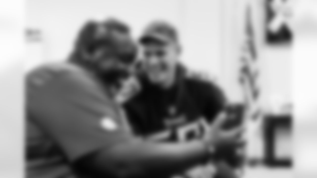 Tennessee Titans host a lunch and play bingo with veterans on Veteran's Day at Operation Stand Down on November 11, 2025 in Nashville, TN. Photo By Jessie Rogers/Tennessee Titans