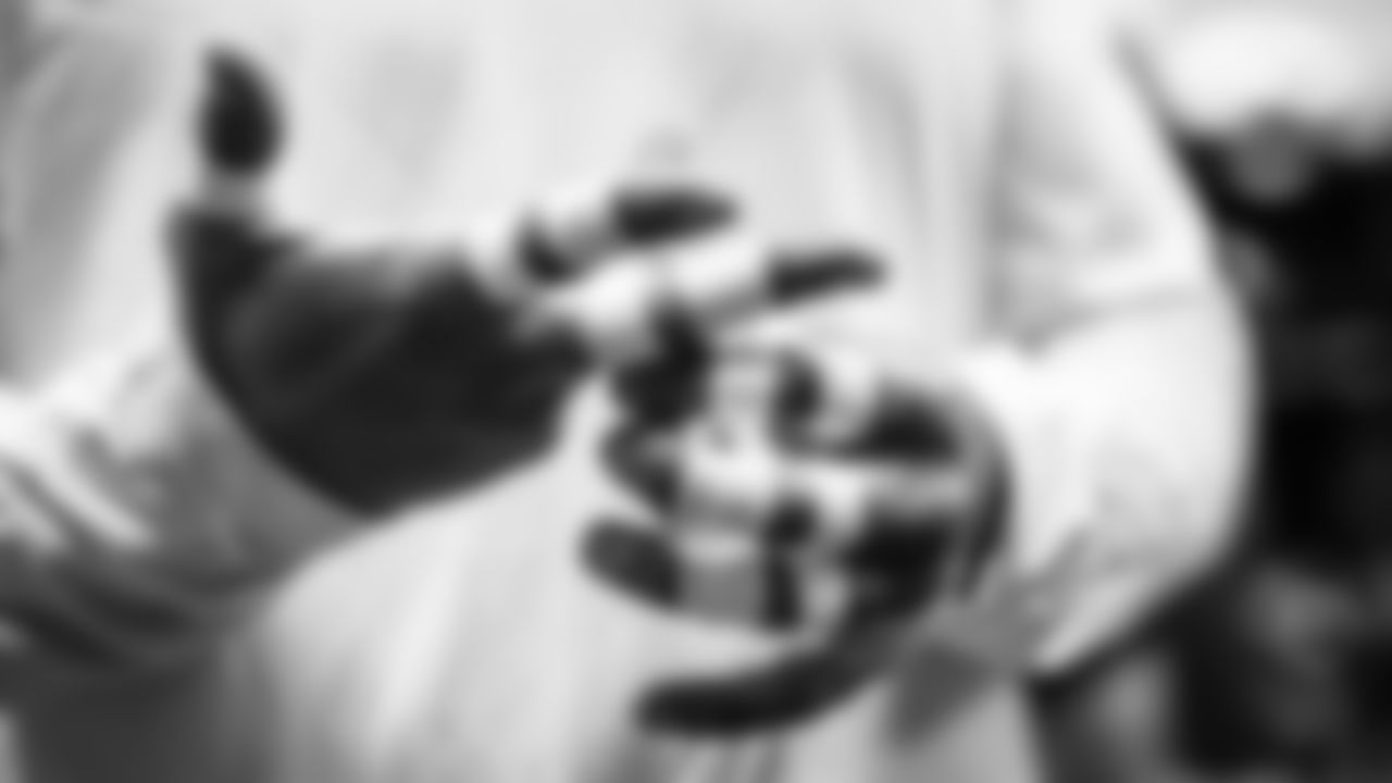 Finger tape before the game between the Tennessee Titans and the Houston Texans at NRG Stadium on September 28, 2025 in Houston, TX. Photo By Donald Page/Tennessee Titans