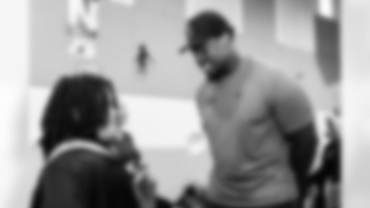 Defensive end Sebastian Joseph-Day #69 of the Tennessee Titans partners with Backfield In Motion to throw a Halloween Party for youth at Amqui Elementary School on October 21, 2025 in Nashville, TN. Photo By Jessie Rogers/Tennessee Titans