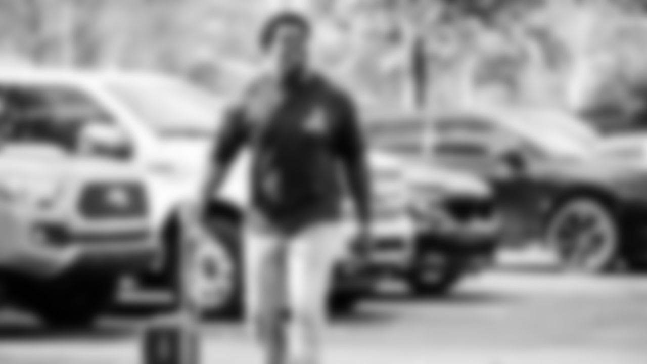 The Tennessee Titans and the New Orleans Saints compete at Nissan Stadium on December 28, 2025 in Nashville, TN. Photo By Donald PageTennessee Titans