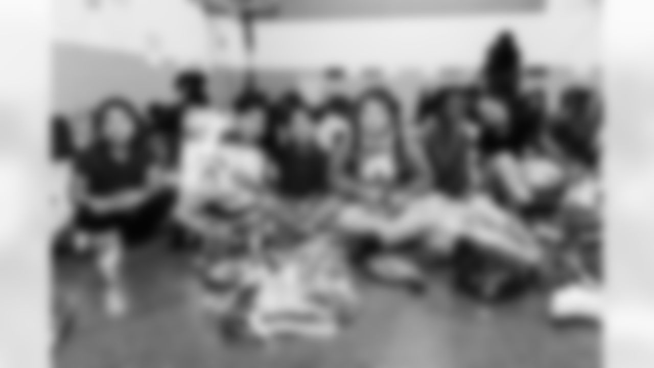 Defensive end Sebastian Joseph-Day #69 of the Tennessee Titans partners with Backfield In Motion to throw a Halloween Party for youth at Amqui Elementary School on October 21, 2025 in Nashville, TN. Photo By Jessie Rogers/Tennessee Titans