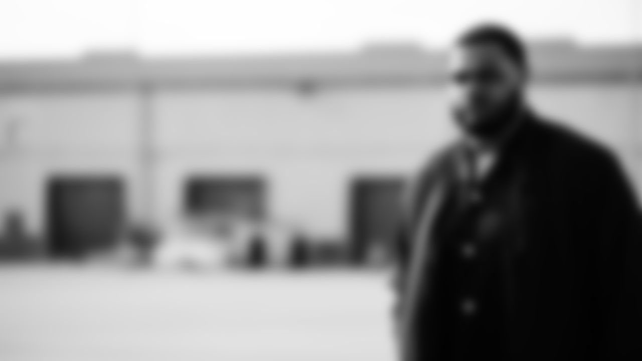 Tackle Dan Moore Jr. #75 of the Tennessee Titans during the travel day at the Nashville International Airport on January 03, 2026 in Nashville, TN. Photo by Jessie Rogers/Tennessee Titans