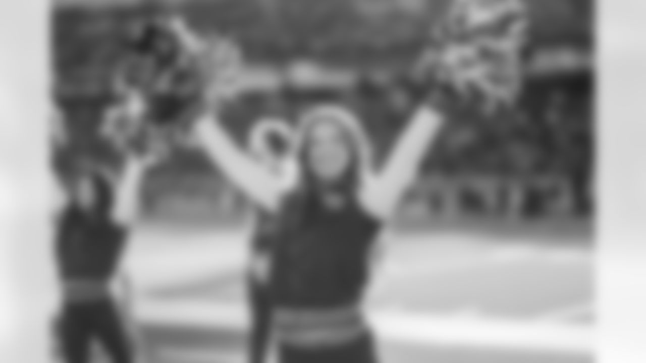 Tennessee Titans Cheerleaders during the game between the Tennessee Titans and the Jacksonville Jaguars at Nissan Stadium on November 30, 2025 in Nashville, TN. Photo By Kaitlyn Hungerford/Tennessee Titans