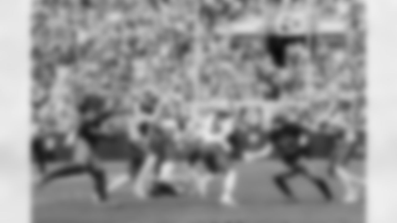 Rico run artistic shot Packers