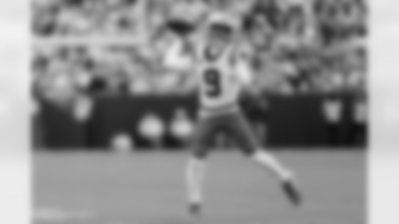 Bryce ISO throwing Packers