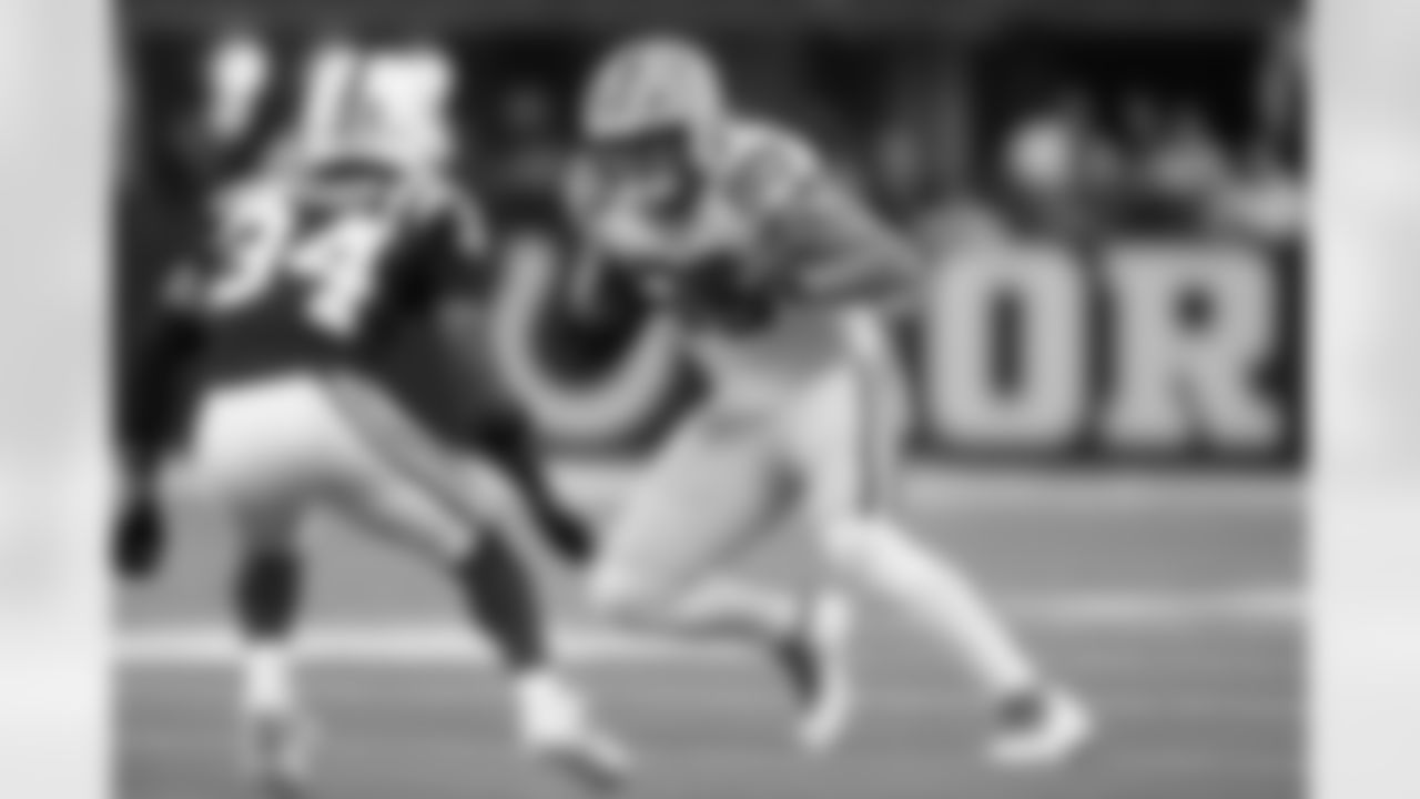 TE Ben Sims