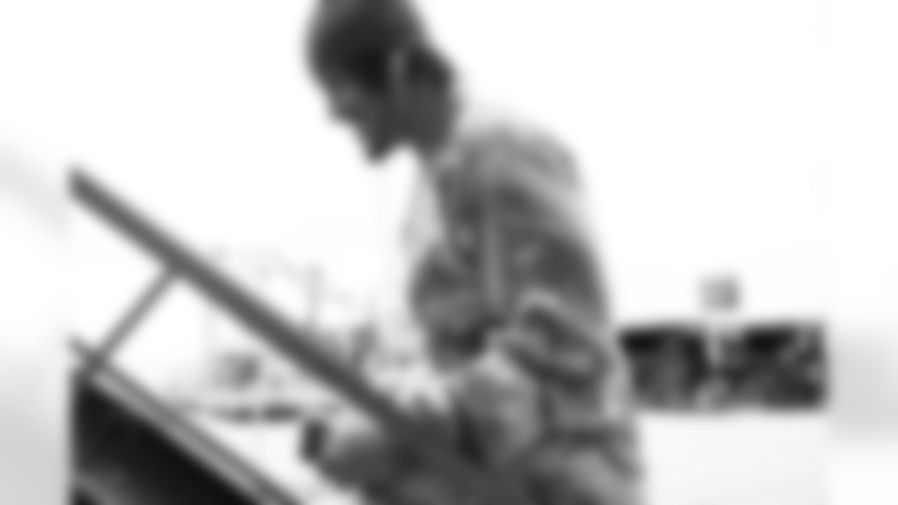 10222025_ChargersTravel_0044