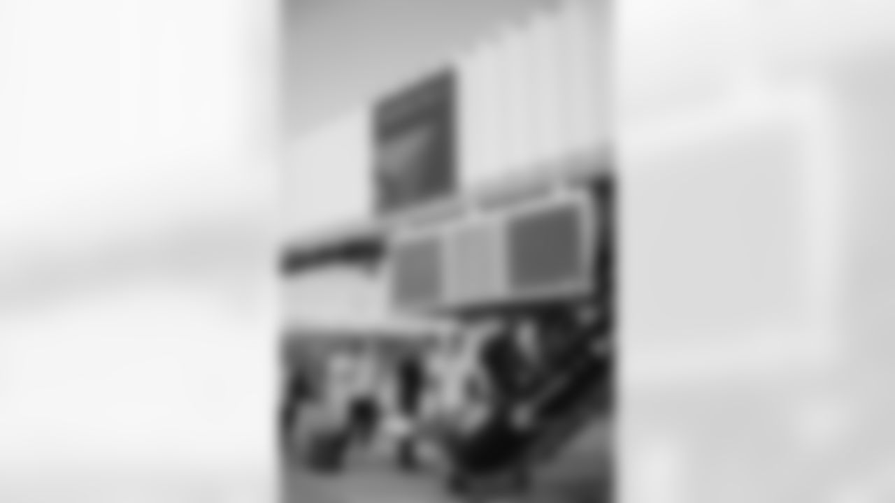 20250821_TitansTravel_028