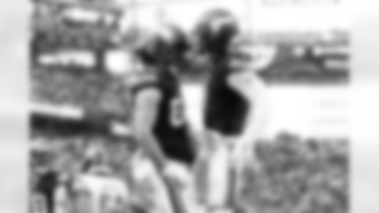 2025_1207_Vikings_Commanders_REG14_0526