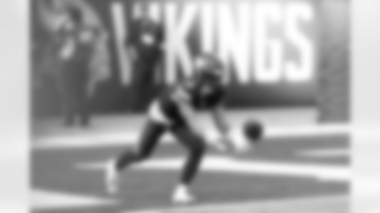 2025_1116_Vikings_Bears_REG11_0375