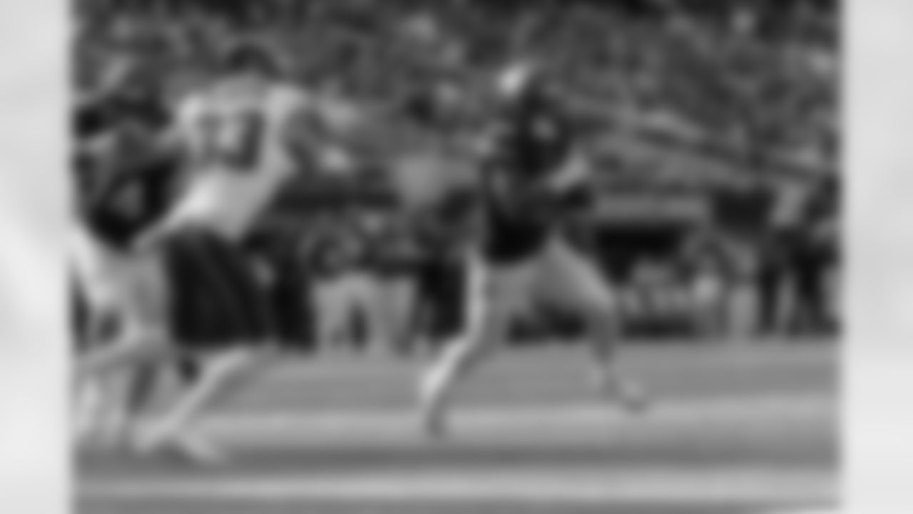 2025_1019_Vikings_Eagles_REG07_0454