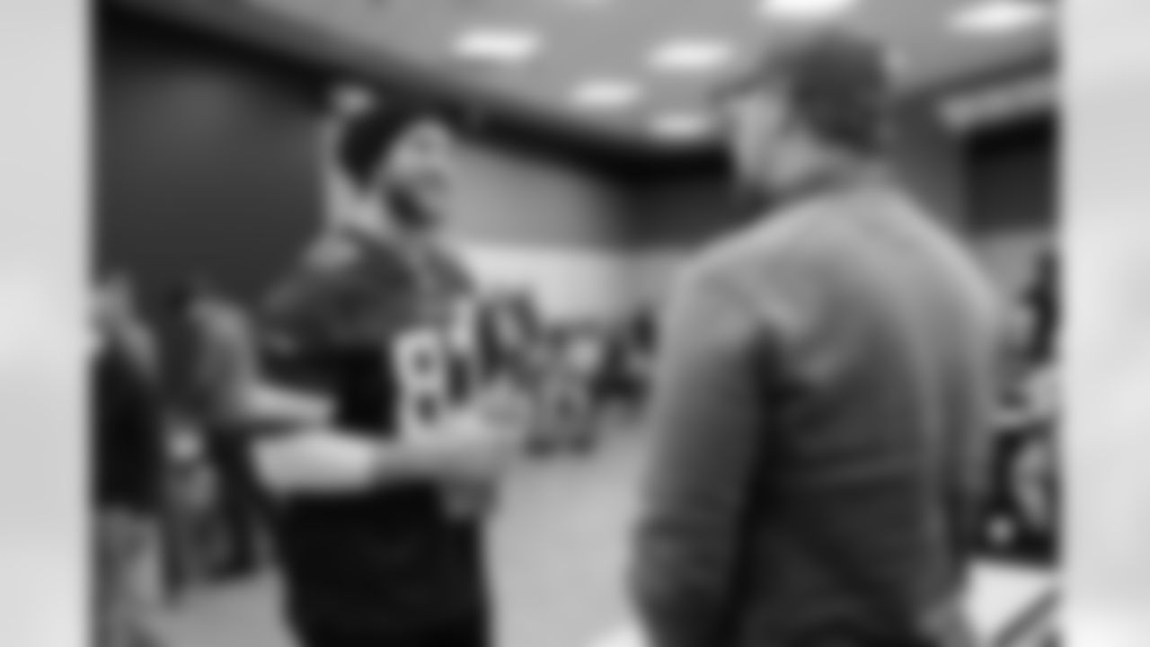 2025_1104_CR_VAMedicalCenterVisit_0177