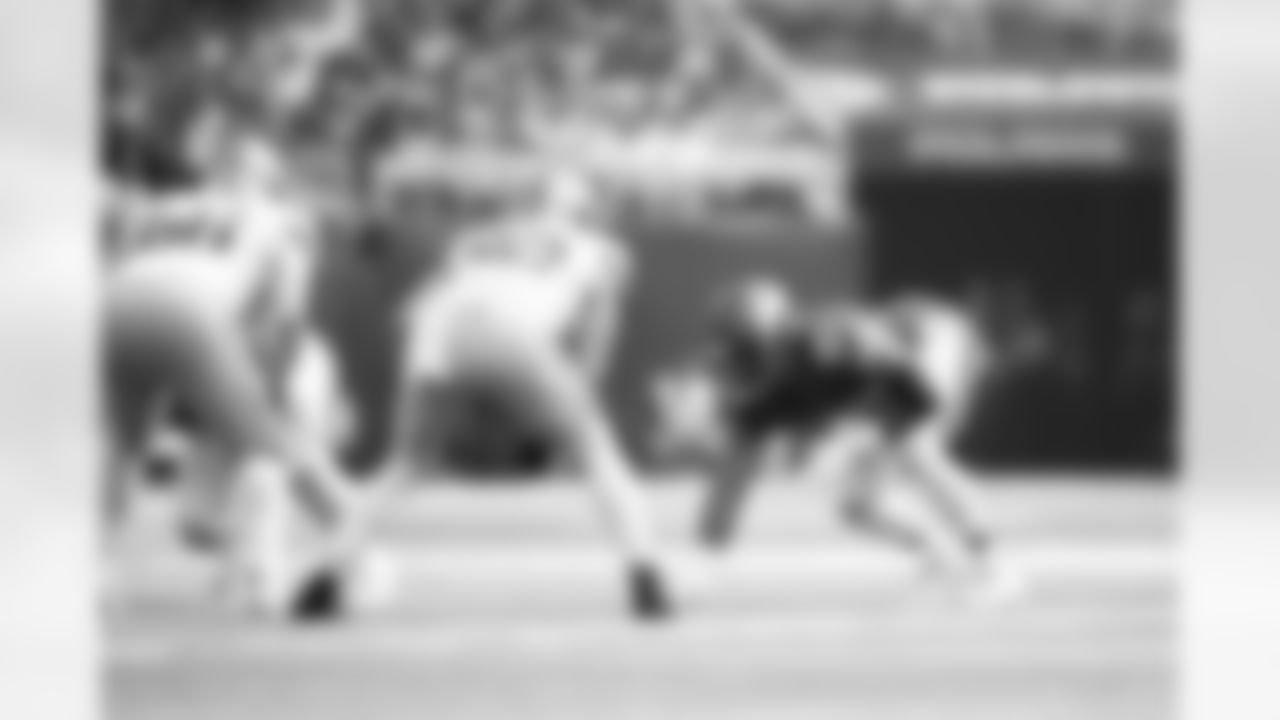 99 DL Jerry Tillery