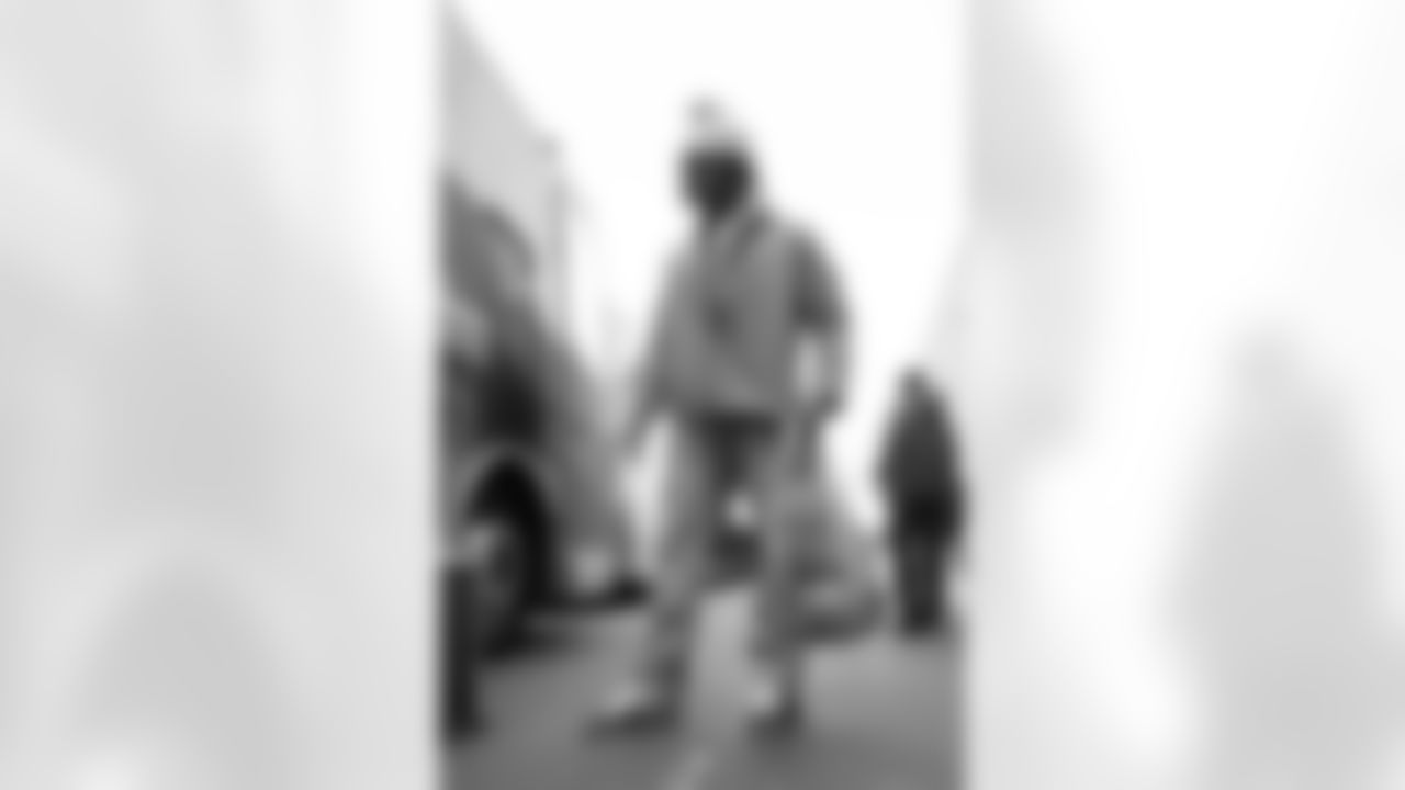 10222025_ChargersTravel_0023