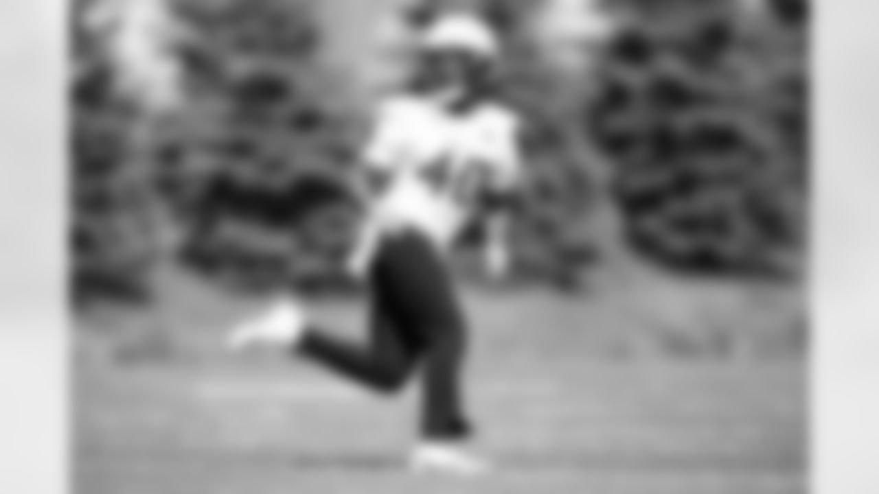 40 S Mishael Powell